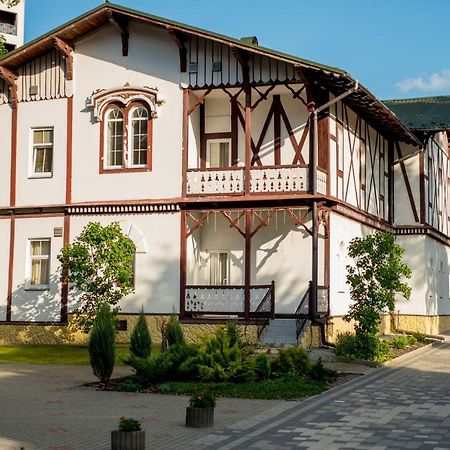 Villa Viktoriya Hotel Truskavets Buitenkant foto